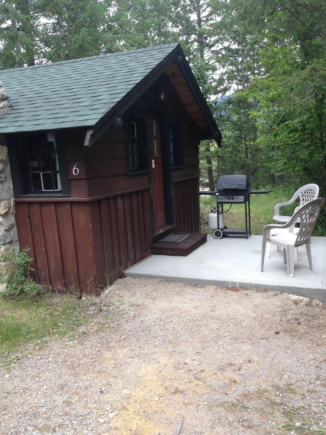 Addison'S Bungalows Brisco Exterior photo